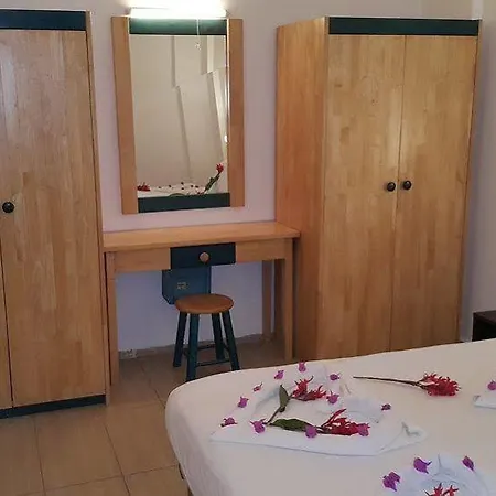 Club Flipper Bodrum Szálloda