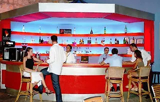 Club Flipper Bodrum 얄리카베크